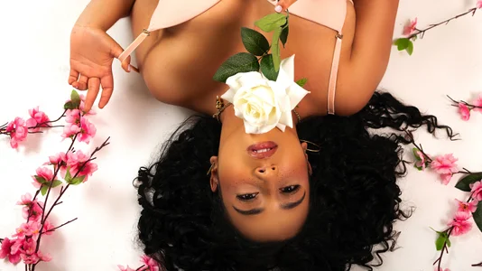 BellaSwwan Edens Secret Pic 5