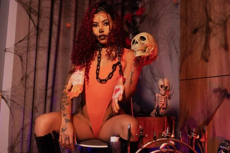 Pamelamiler__ kullanıcısının Hallowen 👾👽 albümü -  4 fotoğraf