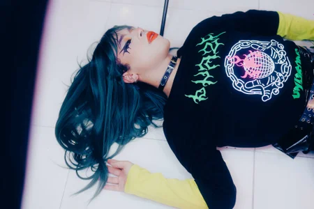 Lexxxxx_ owner of my history and mistress of my attributes Foto 2