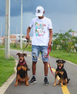 Nick_Collins18 nice afternoon with my pets Immagine  3