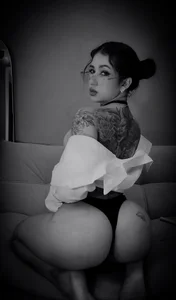 Sweety_maria1 If you miss me, leave me a message🌹😔 Foto 3