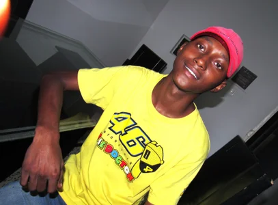 Joel_Bell Ebona latino slika 6