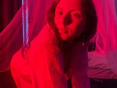 foxy_tease_ What do you see in my eyes?👀🔥 Bilde 5