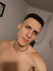 Danny_FarretPublic Bild