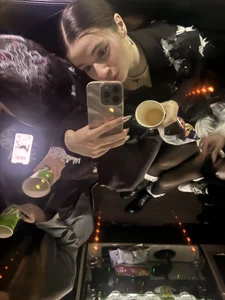 AmeliaFlares 🩷🌺👄 Billede 3