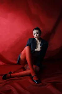 Im-Lola 👠 Lady In Red.. Dangerous Heels.👠 Pic 4