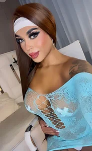 tinaqueen_noa: I love when the atmosphere gets tense and looks say more than words 😈 ( 3 фото)