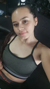 MiaBoltonPublic Bild