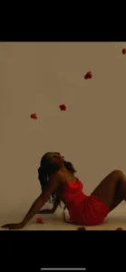 Lola-77 Public зображення 2