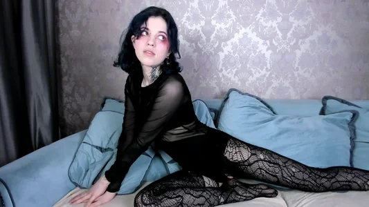 NoelleGothicShadow: Public ( 5 фото)