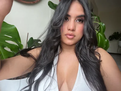 Leialeen1 Leia Pic 2