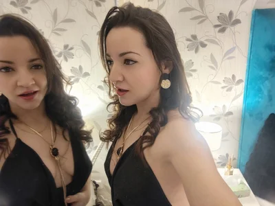 AnyaHappinessのNaughty or nice tonight?の 2枚の写真