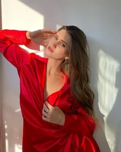 Lucky_Lana Public Pic 4