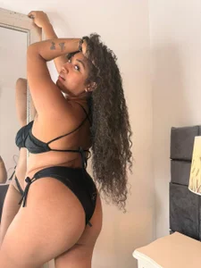 Brenda-Rousse Hot girl 🔥 Poză 4