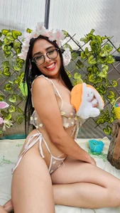 Happy Easter day... Come get your naughty bunny 🥕🐰❤️‍🔥😘🔥 de Sarita__love Foto
