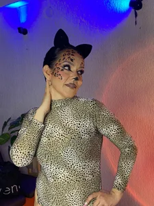 brandi_bae1 I saw a cute kitten✨💕 Immagine  9