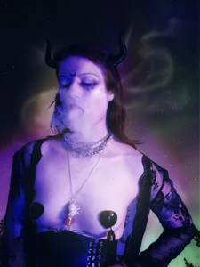 effie_mirale Public Pic 3