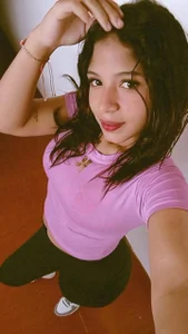 Cloe_Foster Public Immagine  4