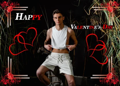 StephenCarry This Valentine's card is for you! You can keep it for yourself! Pic