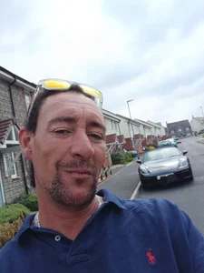 slick_tee Public Foto 8