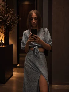 eva_smiith_ Public  2টি ছবি