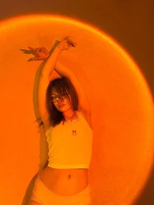 ScarletMarnei 💛💛💛 Foto 2