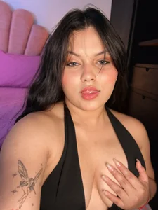 Naughty_pau “Pretty, fun and a little addictive ✨ slika 4