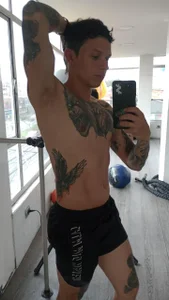 davebrow Public 사진 4