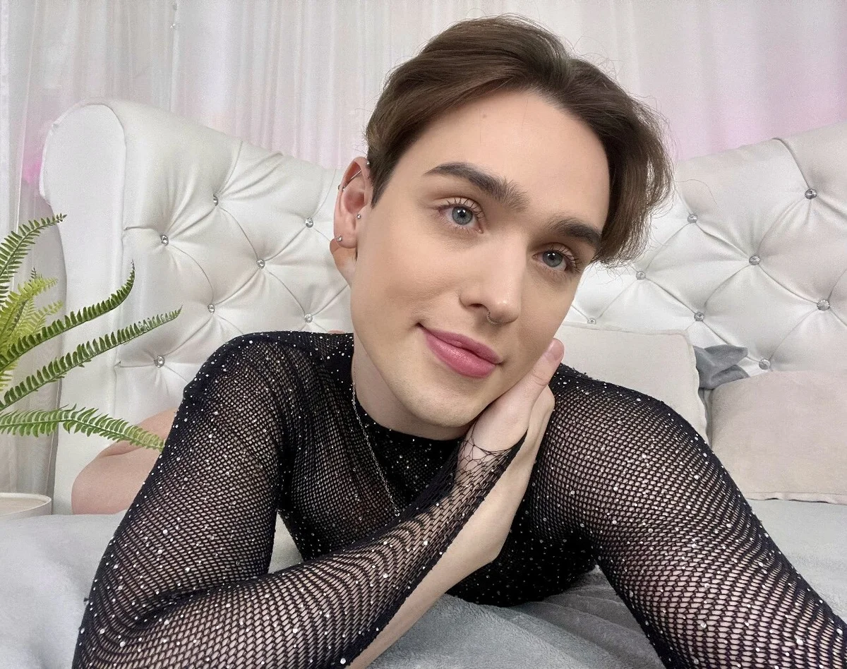 RobbyCharming 热门图片 9686