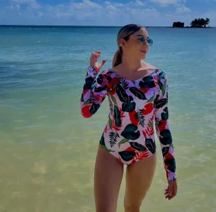 Sarajonnes LET'S PLAY ? Foto 4