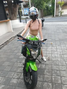 kit on bike od SeenByKatya  4 snímek