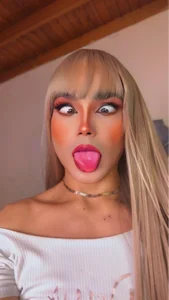 Hi my name is kaRol, I would love to meet you 🥰🥰 od sexys_ladys_htt  9 snímek