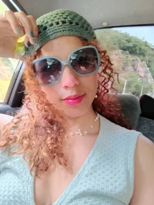 Vikyvoyeur Public Immagine 