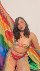 nicky_andcamil Nicky in pride time Pic 3