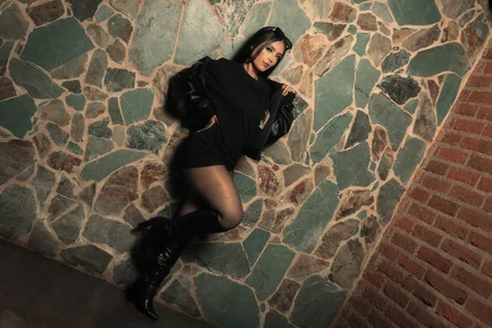 JadeEvansXBlack style图片 2