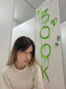 🦄THANK U FOR 300'000🦄