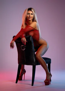 AnaysExclusiveXO Public slika 4