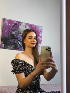 AdelinaEmber Public Pic 8