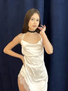 BlackEyesGirl Public 圖片 4