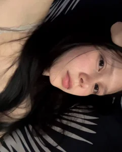 Mariana_Weiss8 Public 사진