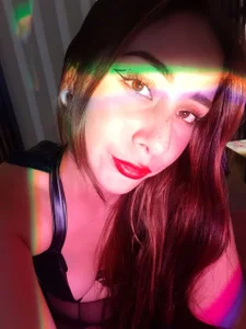 emily_layton love this color Pic 4