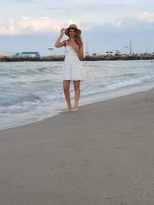 AnahiPure Walking to the Sea صورة واحدة|AnahiPure Walking to the Sea صورتان|AnahiPure Walking to the Sea  صور|AnahiPure Walking to the Sea  صورة