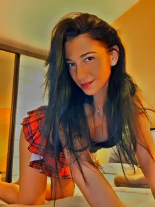 DelicateKiss Inocent and horny Pic 3