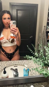 lonelylexxxie Horny hooters hoe Pic 5
