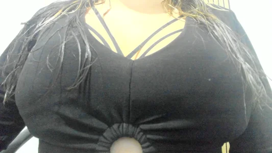 Emilia_Betancourt0923 Public Pic 3