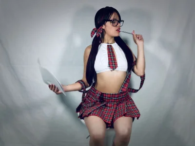 Zdjęcia Lya_Anal schoolgirl:  2