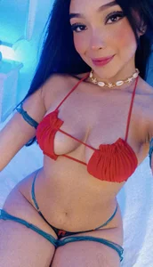 Victoria_Watsson little cherry🍒 Immagine  2