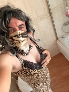 Cruellacrossdress My pijamas wanna have fun with me? Pic