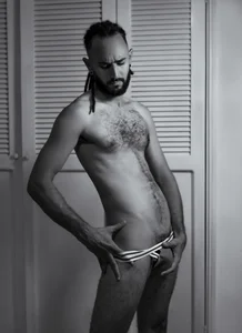 Tatis__ Black and white Dinasty Pic 2