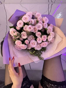 ChloeMarsch The flowers are as soft as my pussy Poză 2